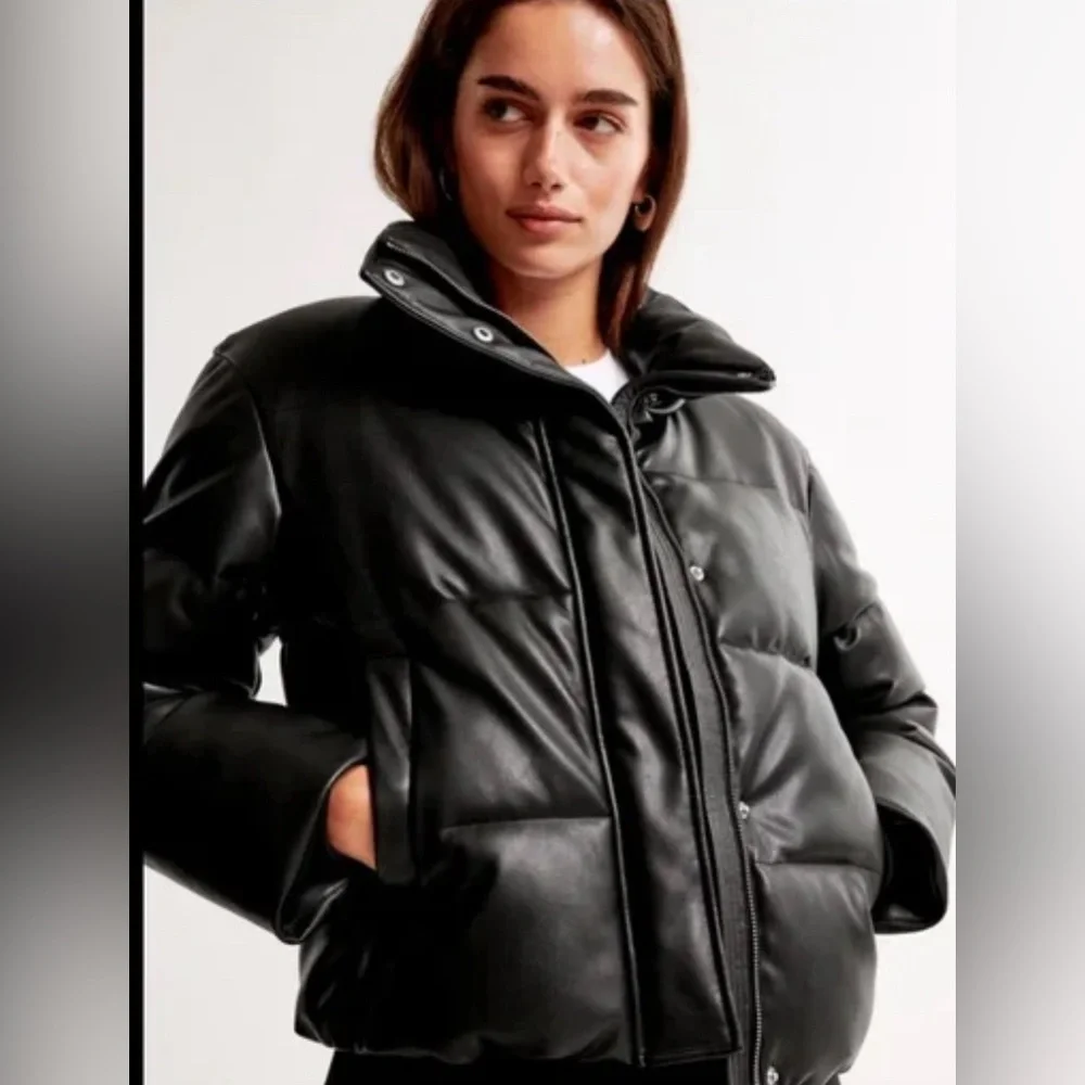 Abercrombie & Fitch Black Puffer Jacket - Picture 4 of 4